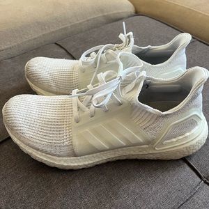 Size 10 Ultra Boosts